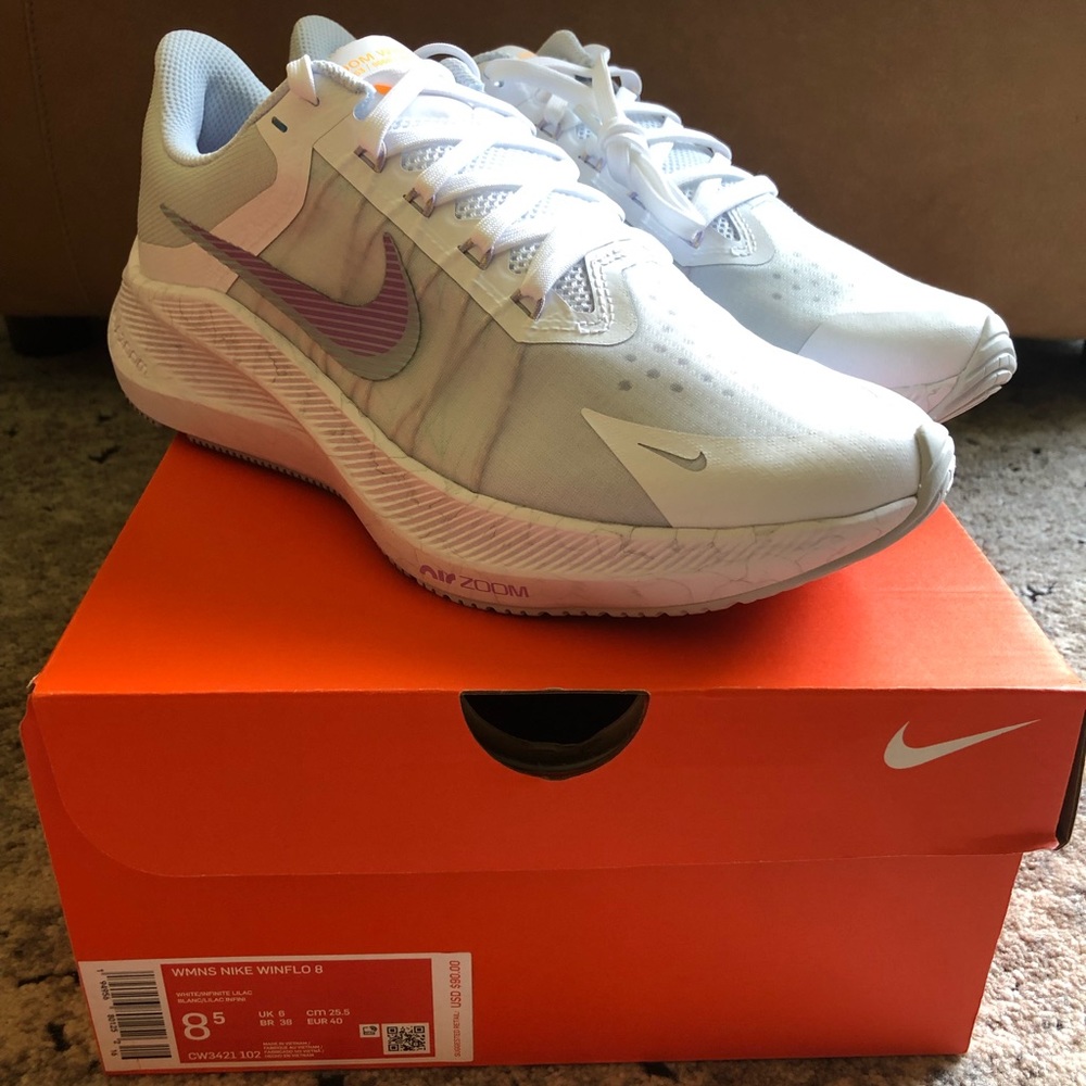 Nike Zoom Windflo 8’s- size 8.5